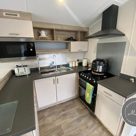 Meadow View 171 - Golden Palm - Central Heating, Wifi, Pet Friendly, Bed Linen - Meadow Lakes Caravan & Lodge Hire Chapel Saint Leonards Eksteriør billede