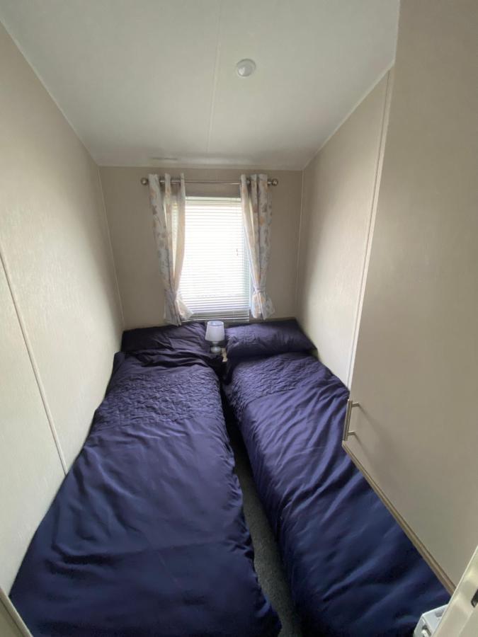 Meadow View 171 - Golden Palm - Central Heating, Wifi, Pet Friendly, Bed Linen - Meadow Lakes Caravan & Lodge Hire Chapel Saint Leonards Eksteriør billede